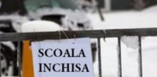 scoala inchisa