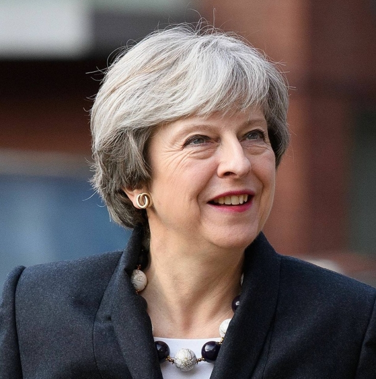 BREAKING NEWS Theresa May anunță că va demisiona
