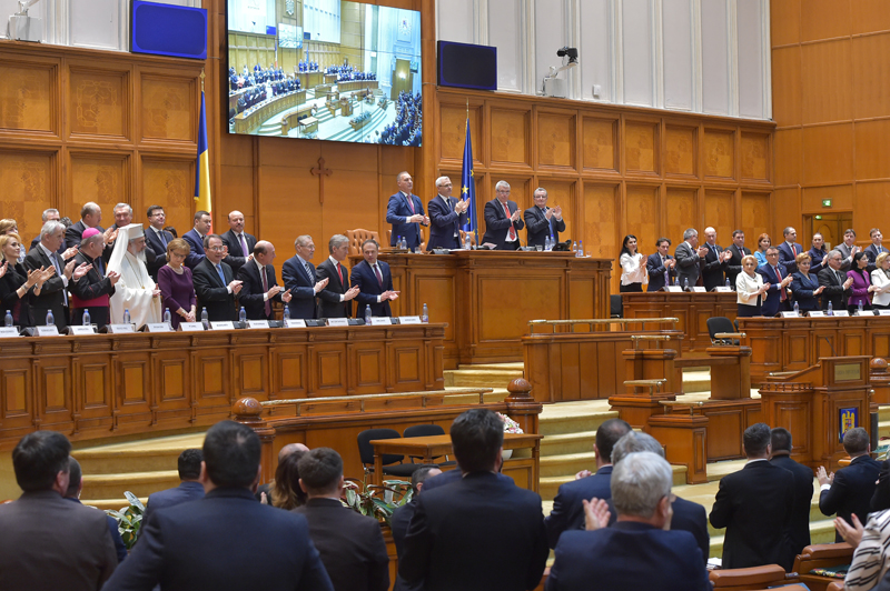 şedinţa solemnă a Parlamentului dedicată împlinirii a 100 de ani de la unirea Basarabiei