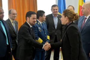 ministrul apararii albania comisia pentru aparare