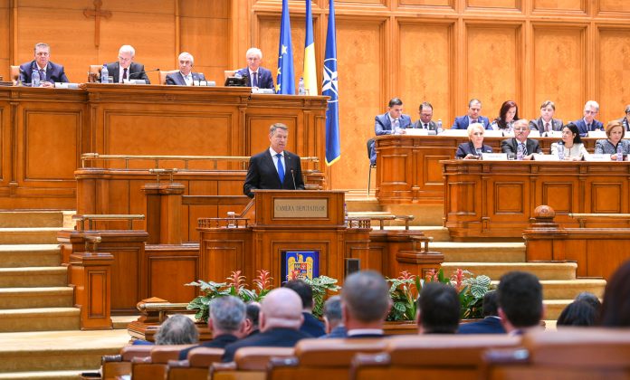 Iohannis parlament_sesiune_solemna