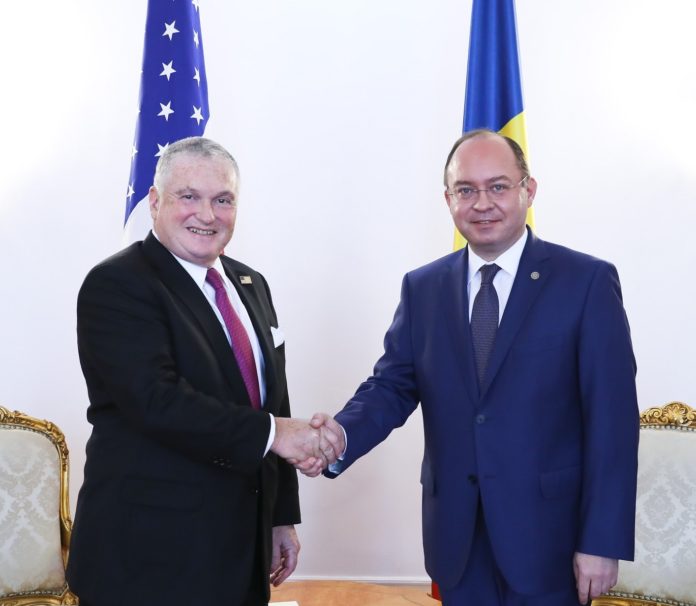 Bogdan Aurescu si ambasadorul SUA la București, Adrian Zuckerman