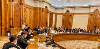 comisii parlament