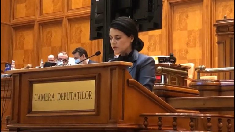 Ana Loredana Predescu ( deputat PUSL): Statul român are datoria să sprijine copiii prin acordarea unei mese calde la școală! – VIDEO