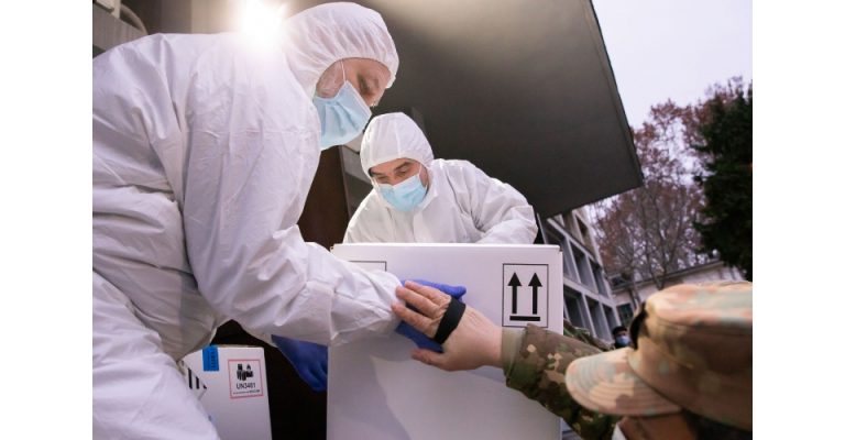 Noi doze de vaccin Pfizer ajung în România