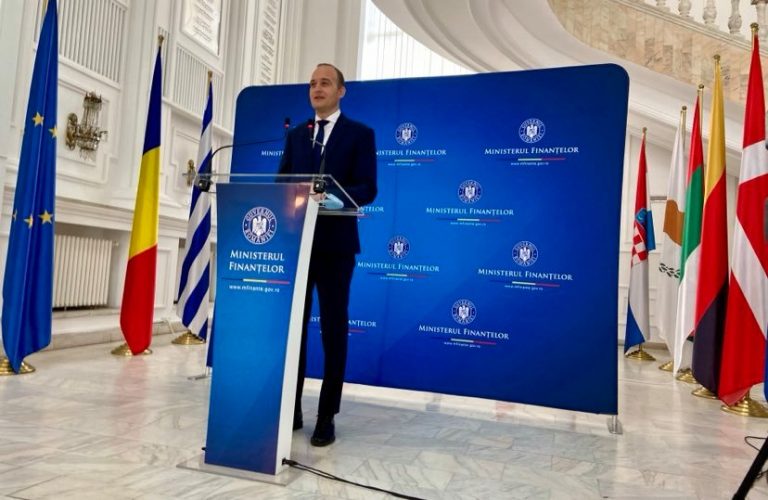 Dan Vîlceanu: Îi cer ministrului Finanțelor să prezinte urgent un pachet de măsuri pentru a reduce inflația, altfel, până în octombrie va depăși 20%.