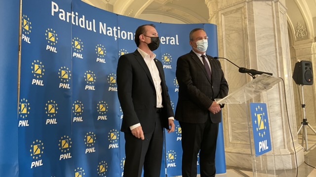 BREAKING NEWS / Generalul Ciucă se retrage: „Am să depun mandatul” – Florin Cîțu a precizat că PNL va negocia inclusiv cu PSD