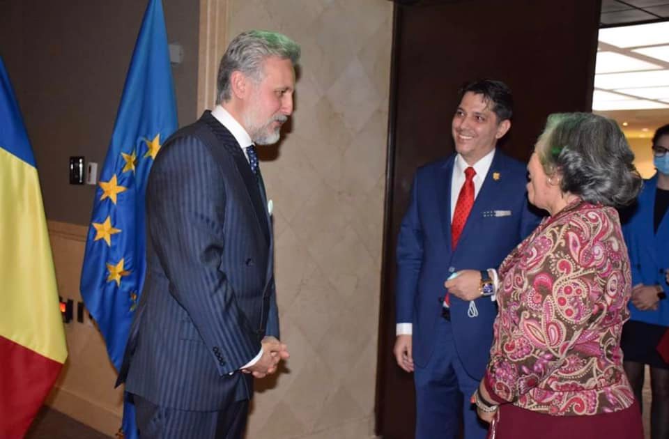 Iustinian cu ambasadorul Romaniei în Mexic