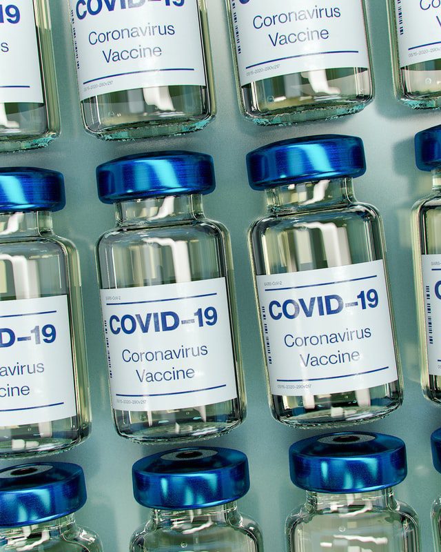 OMS recomandă a doua doză de rapel anti-COVID doar populației vulnerabile și persoanelor cu risc ridicat de infectare