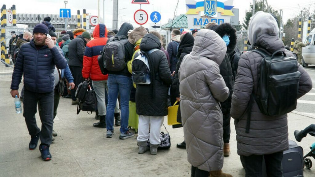About 72,500 people enter Romania on May 16, including over 8,000 Ukrainians