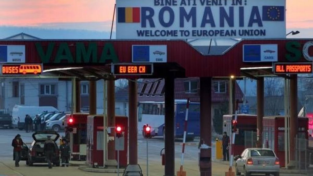 Around 185,800 people cross Romania's border on May 12