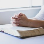 prayer g732435a5e 640