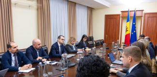 Perspectivele economice și prioritățile de politici fiscal-bugetare, discutate de premierul moldovean și echipa FMI