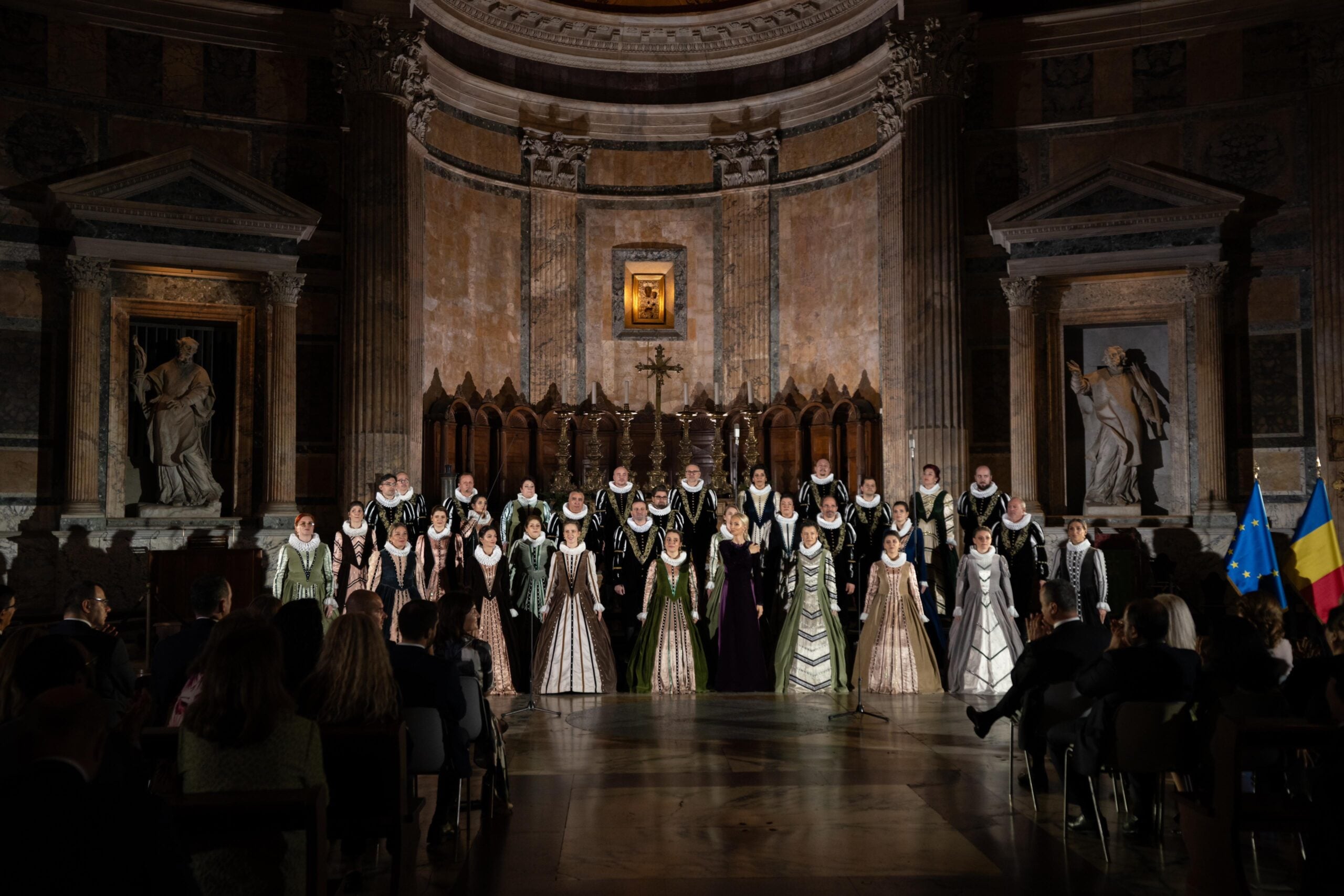 Concert Madrigal Panteon Ziua Romaniei 6 scaled
